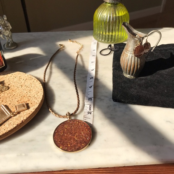 Metallic copper trio necklace + earrings + cuff - Picture 3 of 8